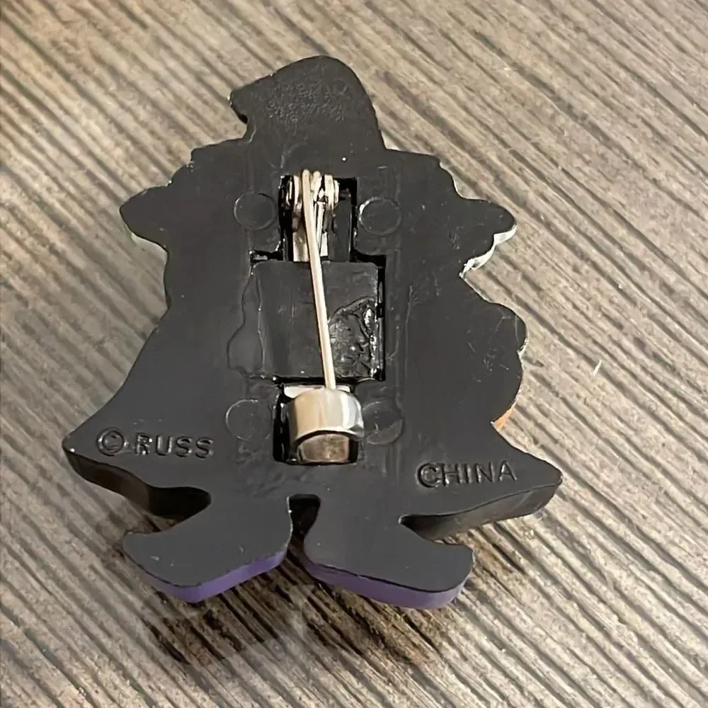 Vintage 1990’s RUSS Witch with Pumpkin Pin
